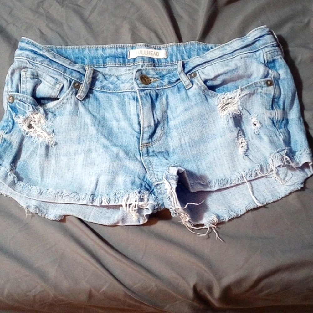 Bullhead low rise shorts size 5